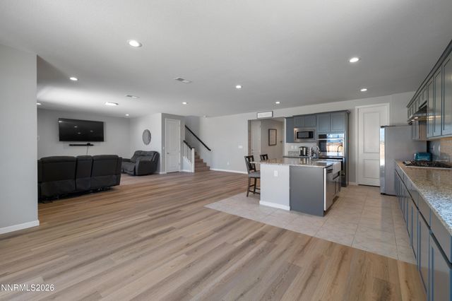 1840 Gold Feldspar Drive, Sparks, NV 89436