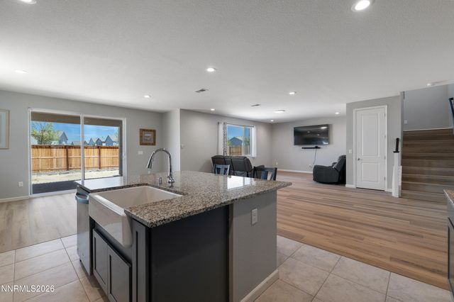 1840 Gold Feldspar Drive, Sparks, NV 89436