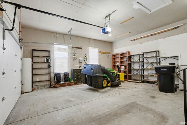 17558 Fox Valley Court, Granger, IN 46530