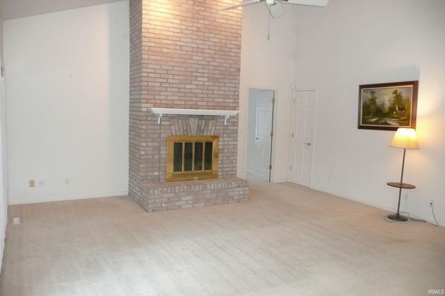 17558 Fox Valley Court, Granger, IN 46530