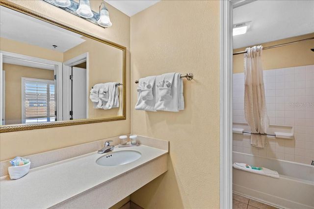 7601 CANADA AVENUE 527, Orlando, FL 32819