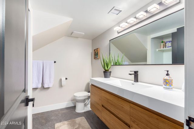 8025 E REDWING Road, Scottsdale, AZ 85250