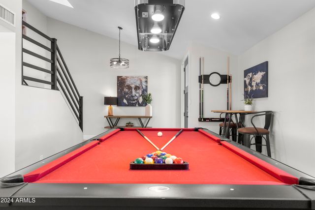 8025 E REDWING Road, Scottsdale, AZ 85250