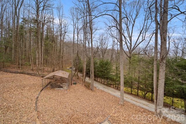 45 Crescent Drive, Hendersonville, NC 28739