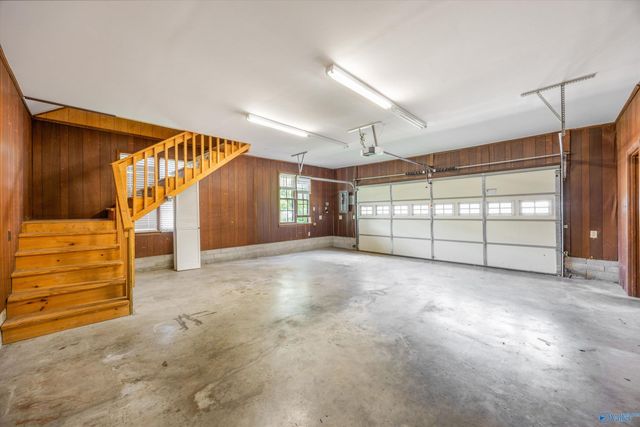 915 Way Thru The Woods SW, Decatur, AL 35603