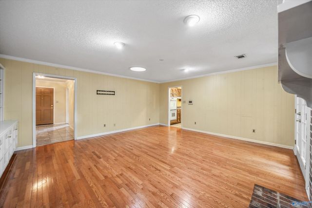 915 Way Thru The Woods SW, Decatur, AL 35603