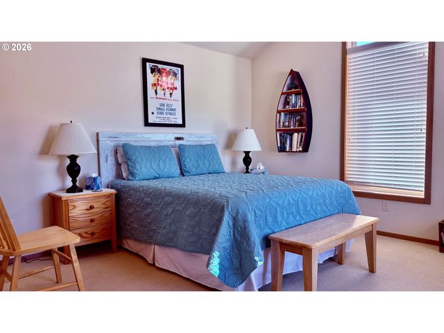 2681 Nw MAST Ave, Lincoln City, OR 97367