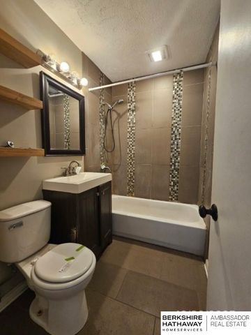 4240 Harrison Street, Omaha, NE 68147