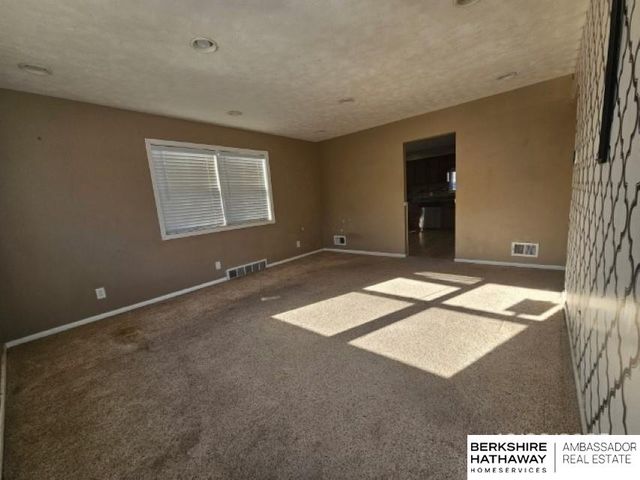 4240 Harrison Street, Omaha, NE 68147