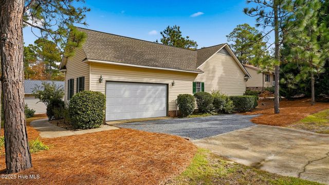 220 Spring Lake Drive, Pinehurst, NC 28374