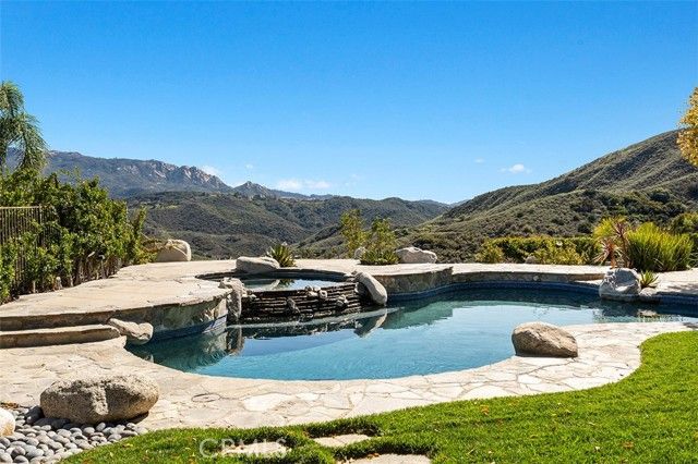 24920 Paseo Del Rancho, Calabasas, CA 91302