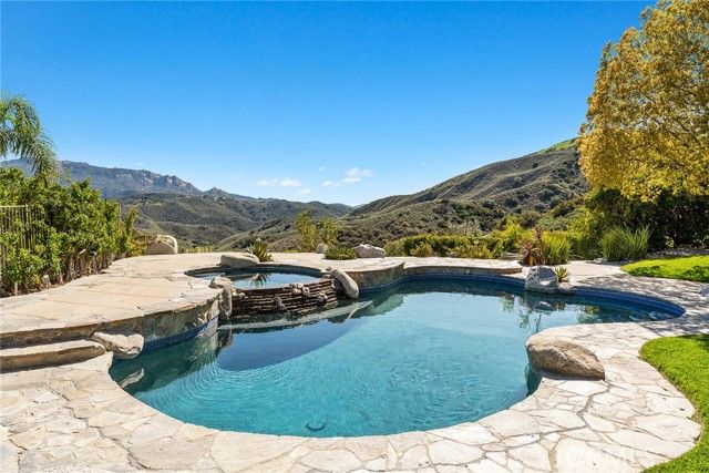 24920 Paseo Del Rancho, Calabasas, CA 91302