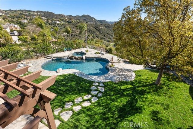 24920 Paseo Del Rancho, Calabasas, CA 91302