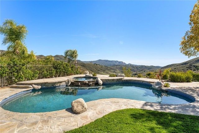 24920 Paseo Del Rancho, Calabasas, CA 91302