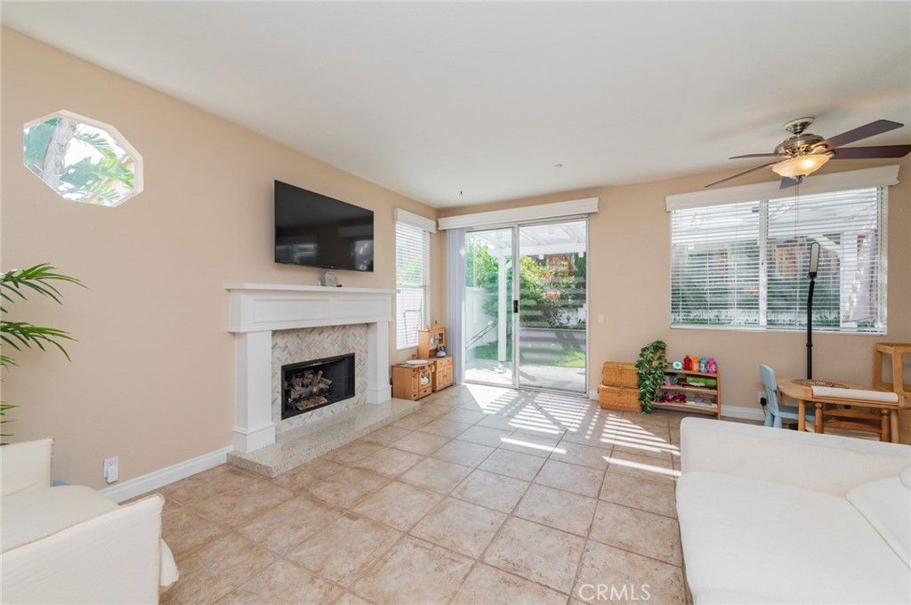 Image 10 of property listing at 6360 Calle Elegante, Rancho Cucamonga, CA 91737