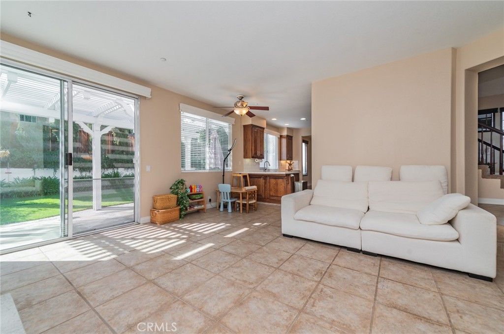 Image 11 of property listing at 6360 Calle Elegante, Rancho Cucamonga, CA 91737
