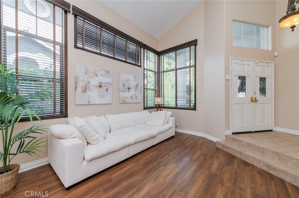 Image 6 of property listing at 6360 Calle Elegante, Rancho Cucamonga, CA 91737