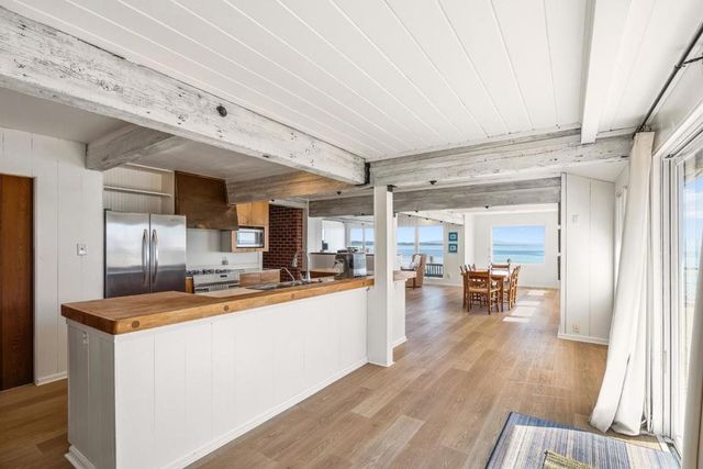 4360 Opal Cliff Drive, Santa Cruz, CA 95062