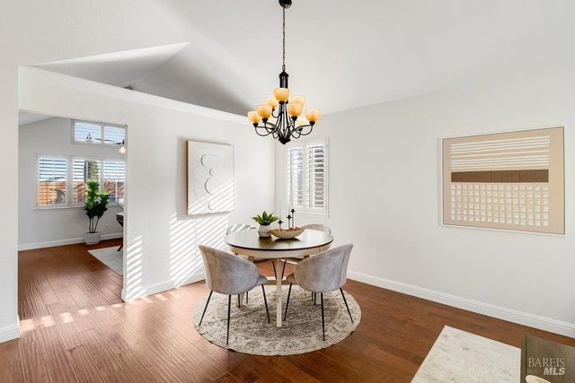 570 Periwinkle Pl, Benicia, CA 94510