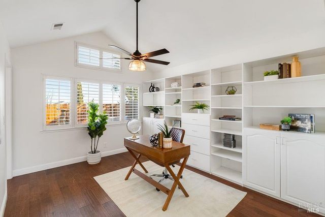 570 Periwinkle Pl, Benicia, CA 94510