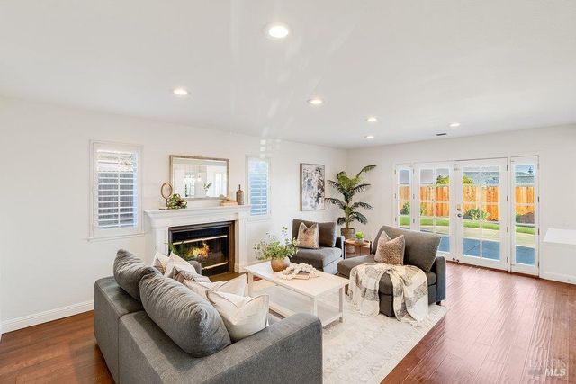 570 Periwinkle Pl, Benicia, CA 94510