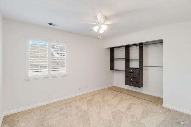 570 Periwinkle Pl, Benicia, CA 94510