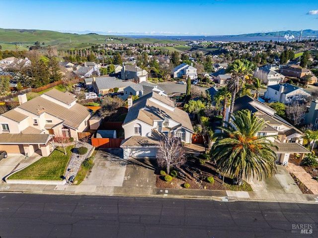 570 Periwinkle Pl, Benicia, CA 94510