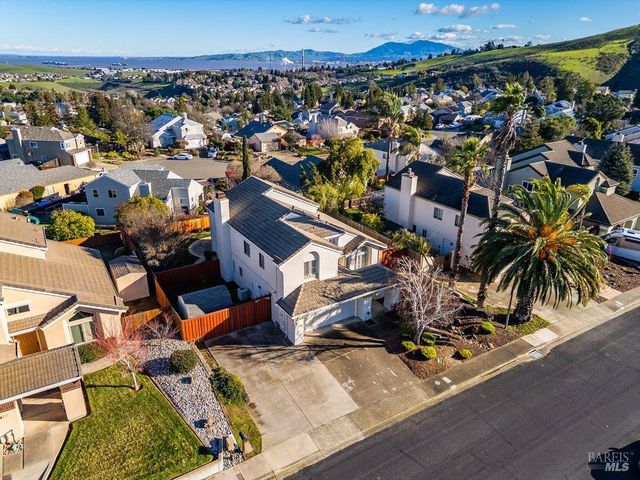 570 Periwinkle Pl, Benicia, CA 94510