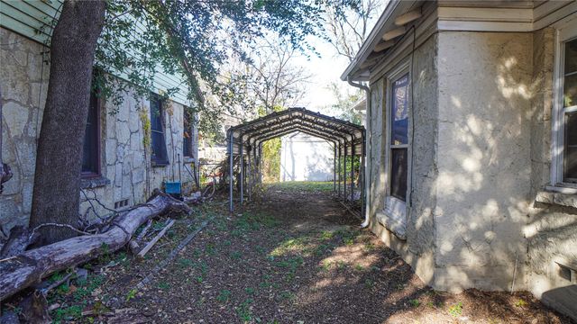 2211 Wilbur Street, Dallas, TX 75224