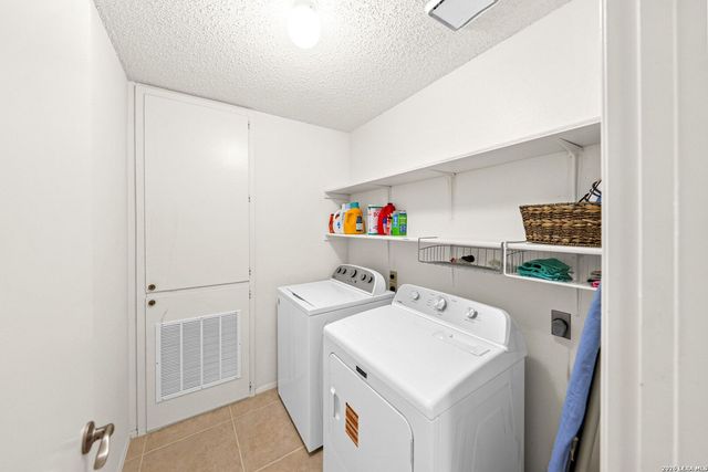 7058 AUTUMN PARK, San Antonio, TX 78249