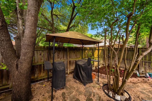 7058 AUTUMN PARK, San Antonio, TX 78249