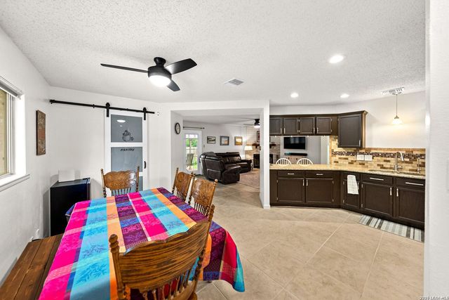 7058 AUTUMN PARK, San Antonio, TX 78249