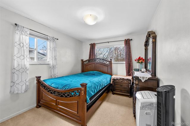 26704 Potomac Court, Center Line, MI 48015