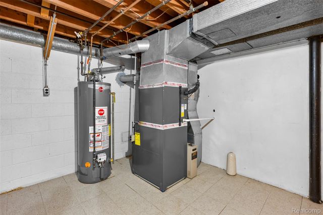 26704 Potomac Court, Center Line, MI 48015