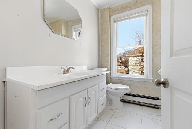 21 John St 2, Attleboro, MA 02703