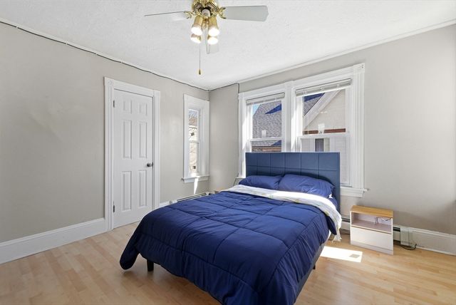 21 John St 2, Attleboro, MA 02703