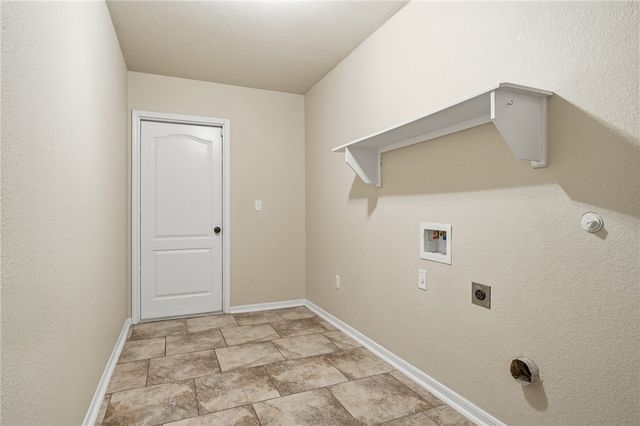 2223 Escondido, Portland, TX 78374