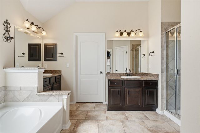2223 Escondido, Portland, TX 78374