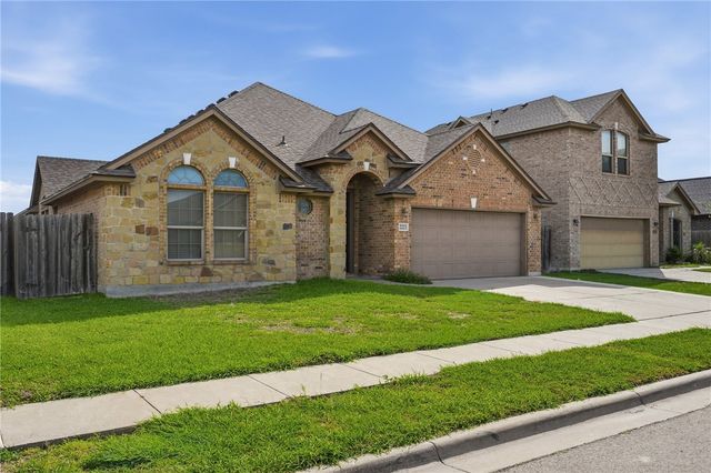 2223 Escondido, Portland, TX 78374