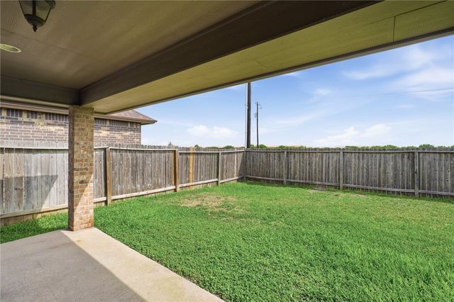 2223 Escondido, Portland, TX 78374