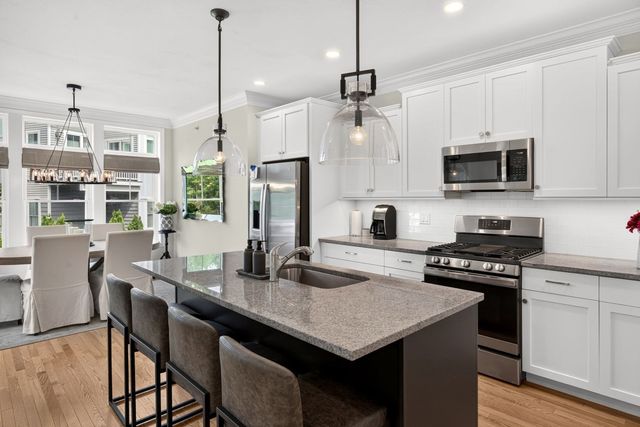7 Mulberry, Plymouth, MA 02360