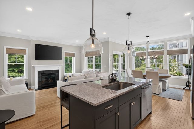 7 Mulberry, Plymouth, MA 02360
