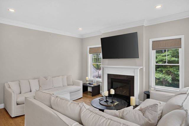 7 Mulberry, Plymouth, MA 02360