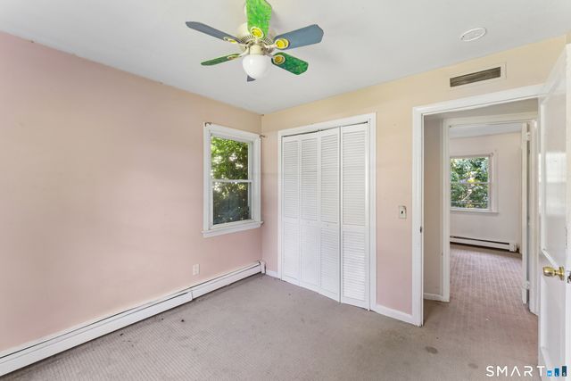 33 Assisi Way, Norwalk, CT 06854