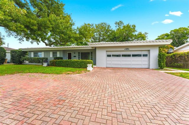 1705 INDIAN ROCKS ROAD, Belleair, FL 33756