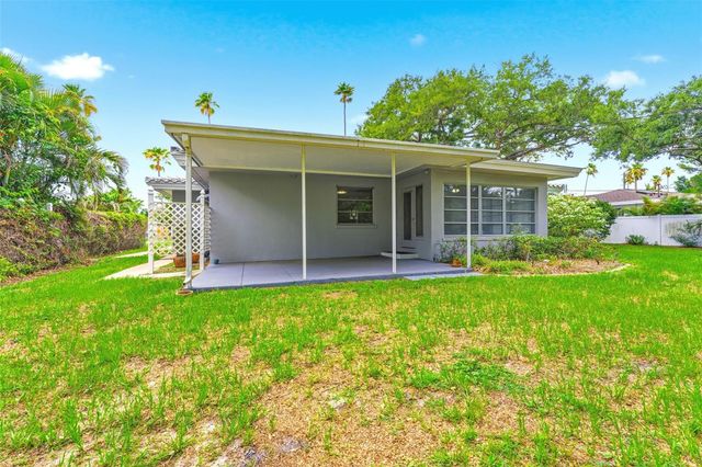 1705 INDIAN ROCKS ROAD, Belleair, FL 33756