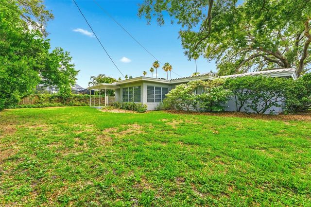 1705 INDIAN ROCKS ROAD, Belleair, FL 33756