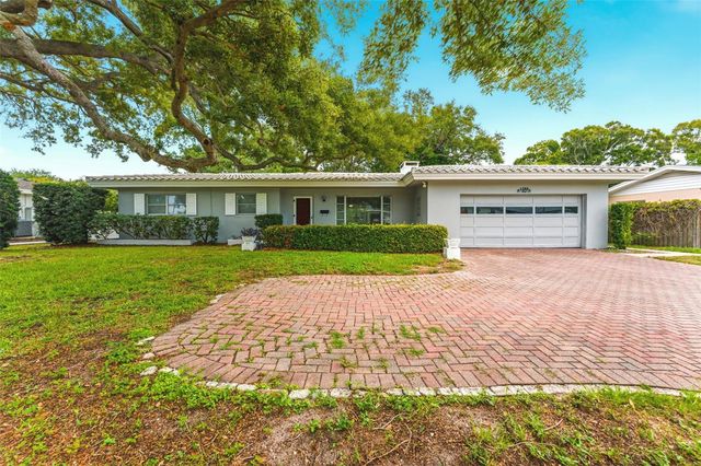1705 INDIAN ROCKS ROAD, Belleair, FL 33756