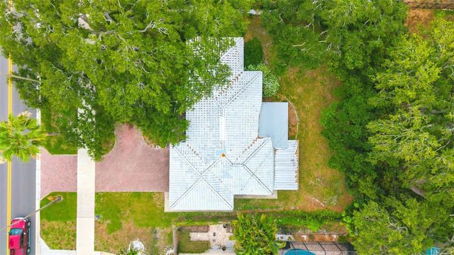 1705 INDIAN ROCKS ROAD, Belleair, FL 33756
