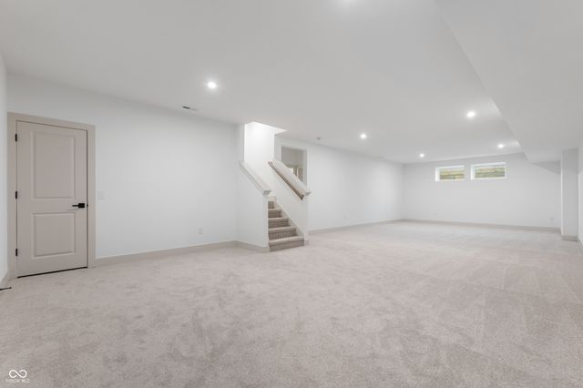 19614 Wood Farm Place, Westfield, IN 46074